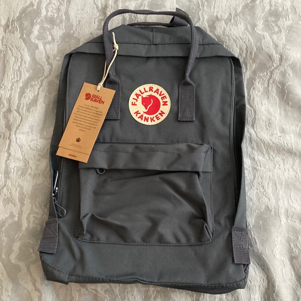 NEW! FJALLRAVEN KANKEN CLASSIC in Super Grey